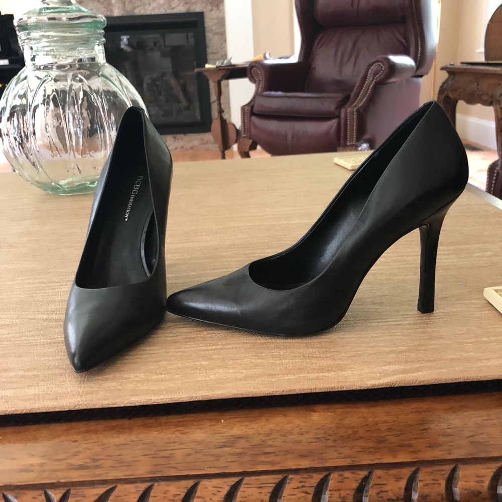 Bcbg pumps